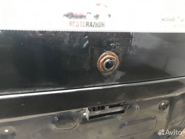 Дверь багажника Mitsubishi Space Wagon минивен 2