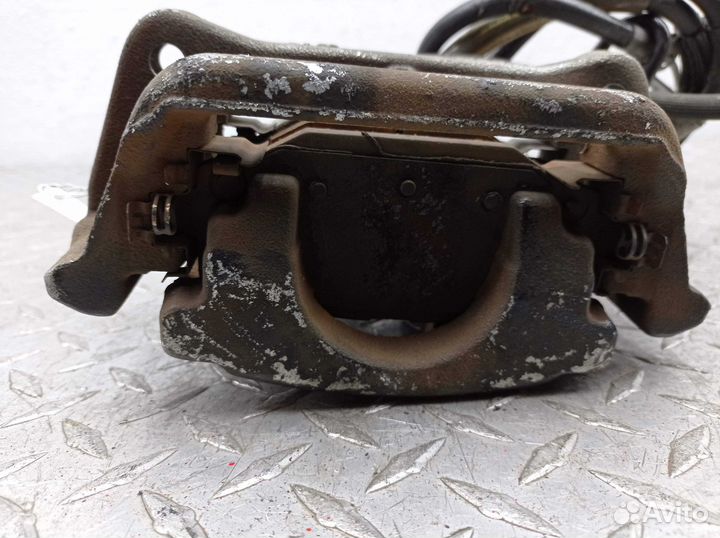 Суппорт задний левый Dodge Journey 1