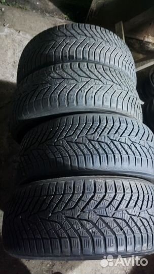 Yokohama BluEarth Winter V905 225/55 R17