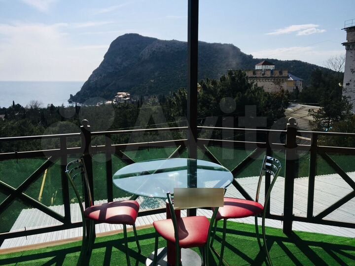 Комната 30 м², 2/3 эт.