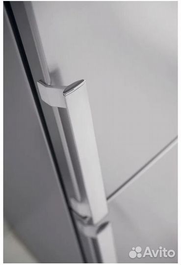 Холодильник Whirlpool WTNF 902 X