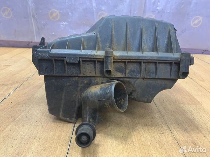 Корпус воздушного фильтра Opel Corsa C Z14XEP