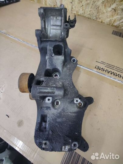 Площадка генератора Renault Logan, Sandero