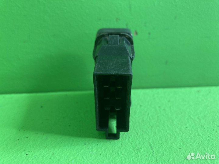 Выключатель клавишный MAN TGA