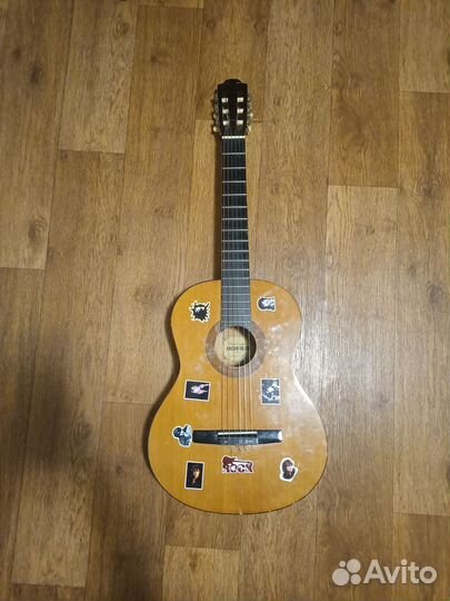 Классическая гитара с подключением