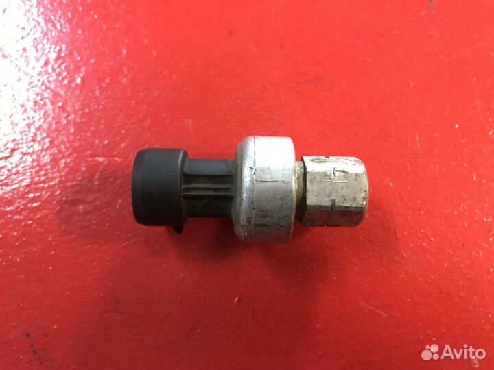 Датчик кондиционера Opel astra H 1.8 z18xer