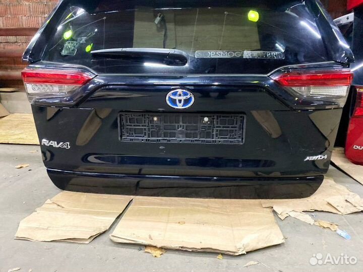 Дверь багажника Toyota RAV4 XA50 2018-2024