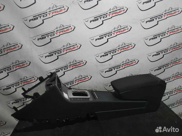 Подлокотник volkswagen passat 362 365 B7 черный, L