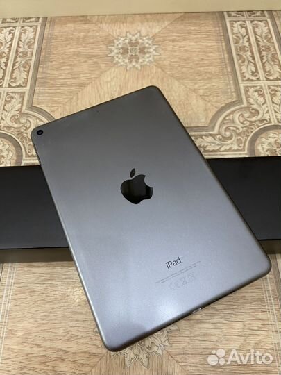 iPad mini 5 64GB