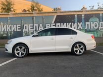 Volkswagen Jetta 1.4 MT, 2011, 265 000 км, с пробегом, цена 880 000 руб.