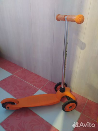 Самокат детский трехколесный бу