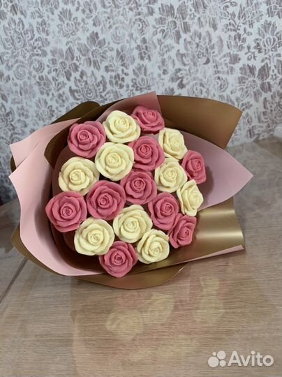 Букет из шоколадных роз сладкий подарок