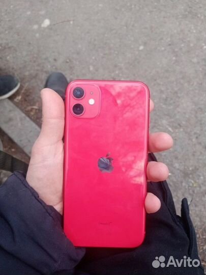 iPhone 11, 64 ГБ