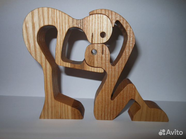 Фигурки из дерева