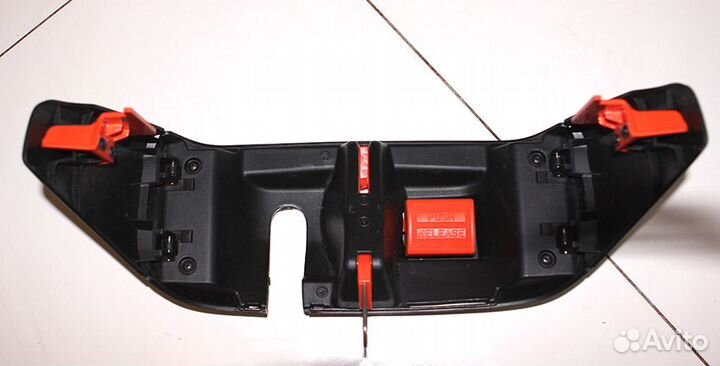 Антивандальная защита порта зарядки Nissan Leaf