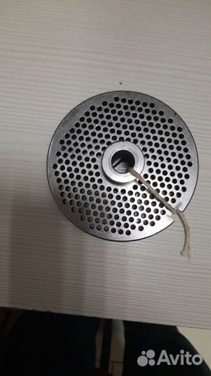 Нож и решетка для промышленной мясорубки