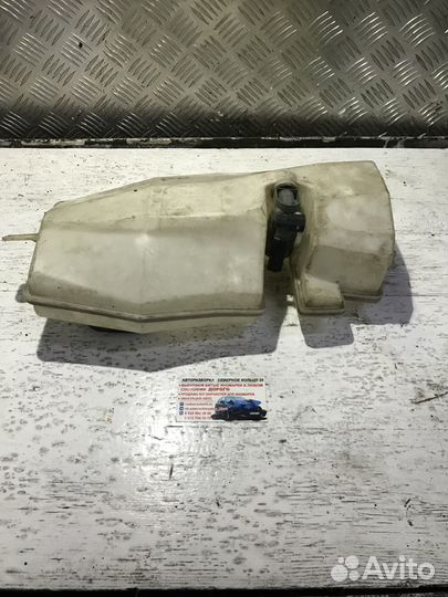 Бачок омывателя Рено Сандеро Renault Sandero