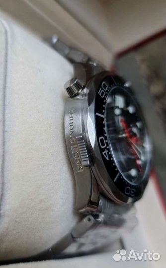 Премиальные часы Omega Seamaster Diver300