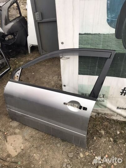 Mitsubishi Lanser 9 дверь передняя левая