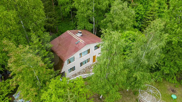 Дом 140 м² на участке 9 сот.