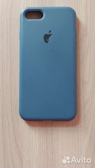 Чехол на iPhone 7