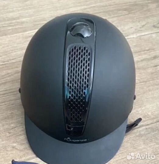 Шлем для верховой езды