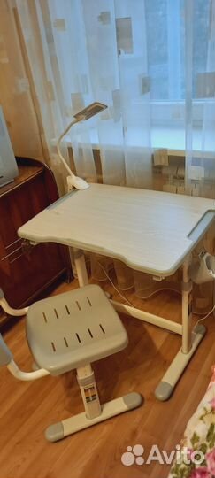Растущая парта со стулом fun desk