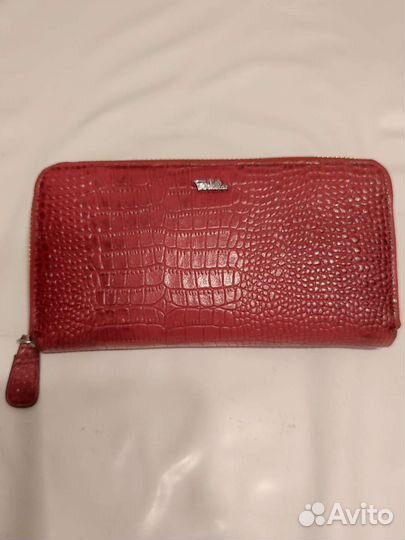 Кошелек женский кожаный красный