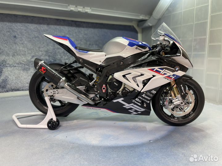 BMW HP4