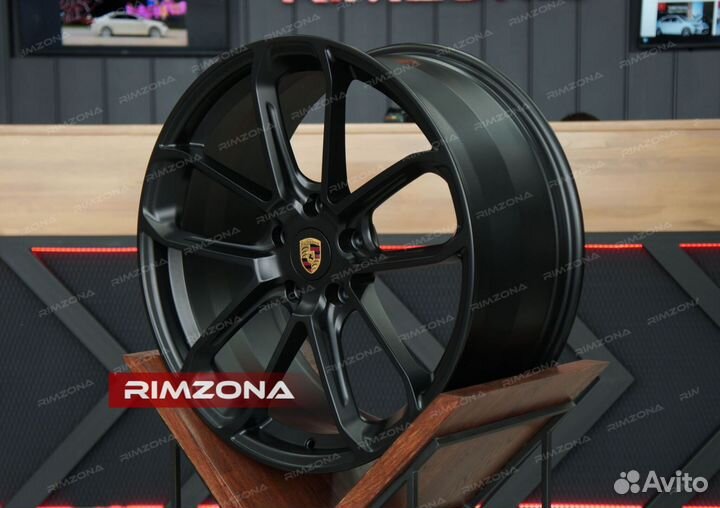 Кованые диски R22 на Porsche Cayenne