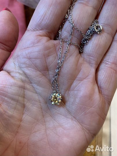 Подвесы с цветными муассанитами в серебре