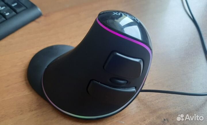 Вертикальная мышь Delux M618 Plus RGB