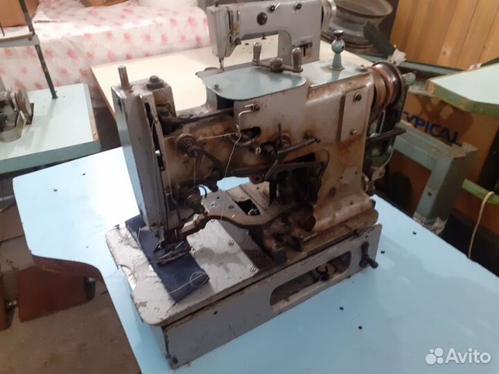 Промышленная швейная машинка