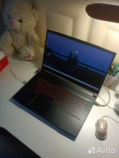 Игровой ноутбук msi katana gf76 11uc 480xru