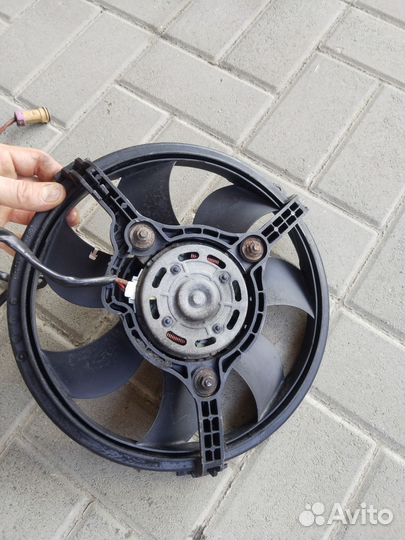 Вентилятор охлаждения Фольксваген пассат б5/Passat