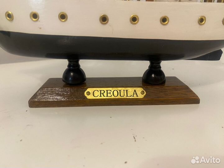 Коллекционный макет корабля Creoula