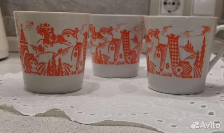 Кружки Хайта, сахарницы, тарелки Хайта