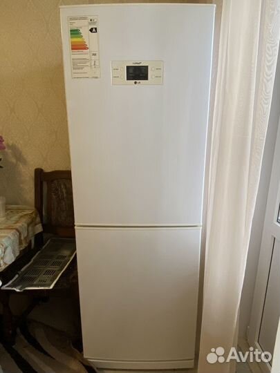 Холодильник LG