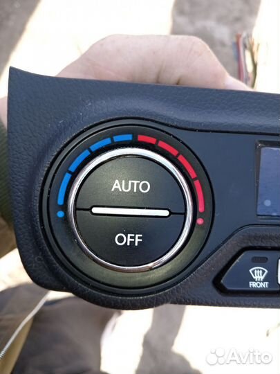 Климат контроль Kia Rio 3