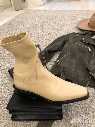 Кожаные сапоги zara 36