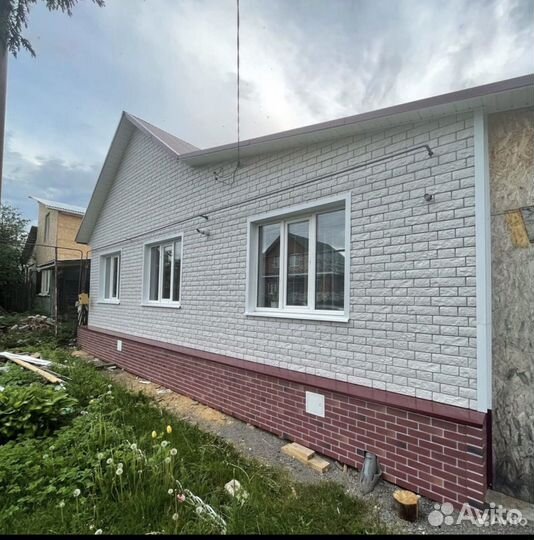 Бригада строителей