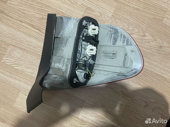 Фонарь задний правый на крыло бмв е70 дорест