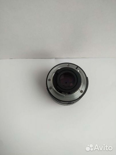 Nikon 50mm f/1.8D AF Nikkor