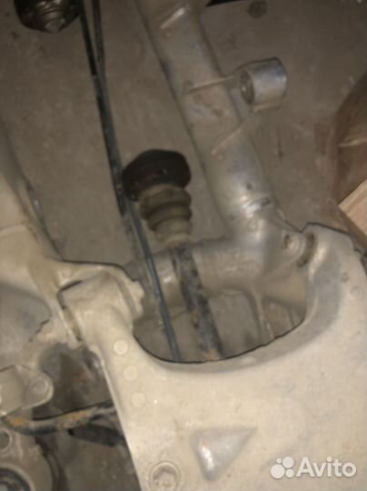 Задние привода 2.5 бмв е60