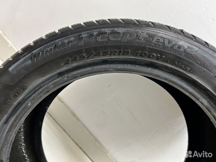 Hankook Winter I'Cept Evo2 W320 245/45 R18