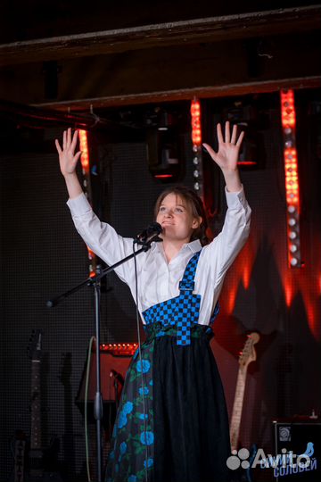 Обучение вокалу и игре на музыкальных инструментах