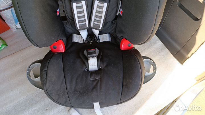 Автомобильное кресло britax romer