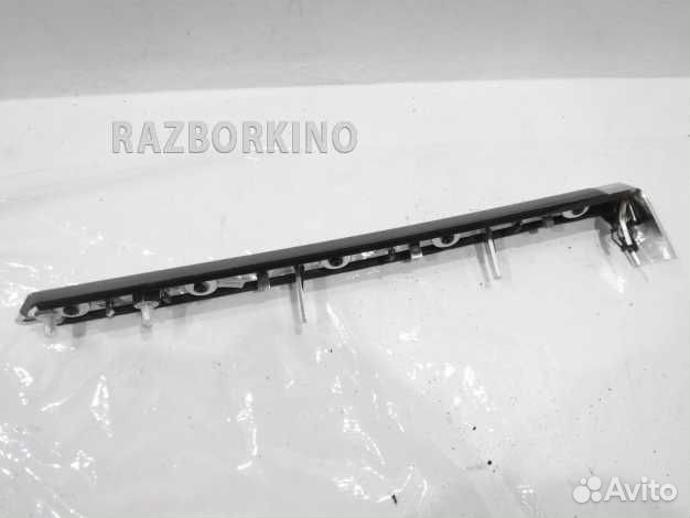 Накладка двери задней правой