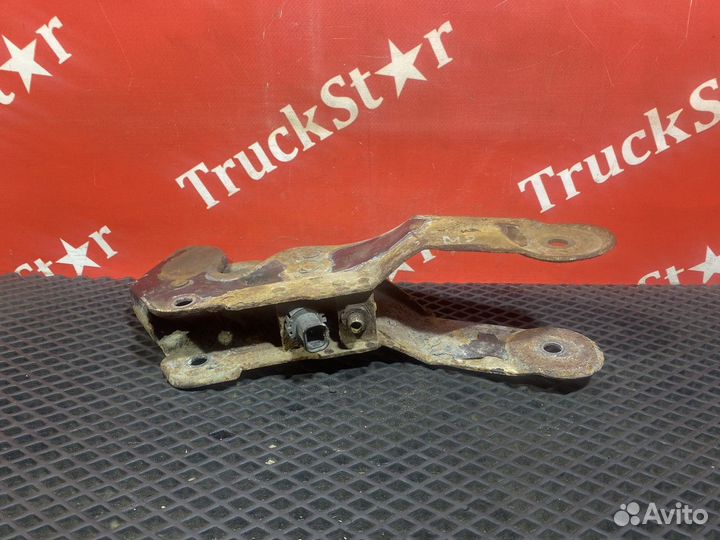 Замок кабины