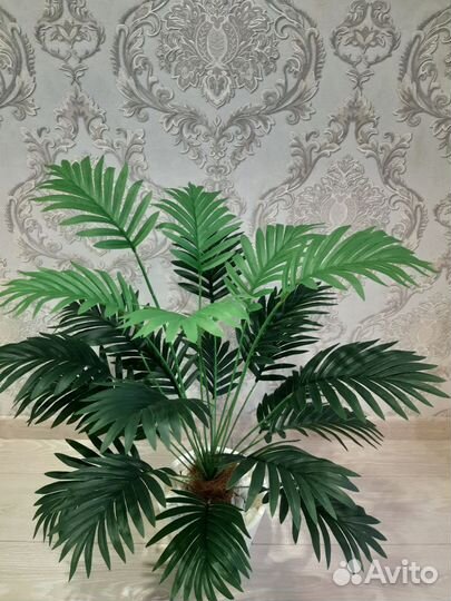 Искусственная пальма